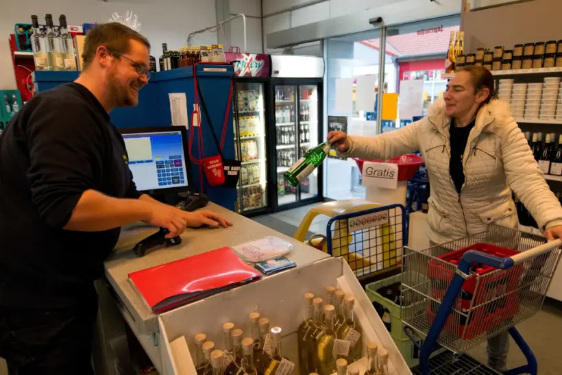content-ueber-uns-anfahrt-getrankemarkt-kasse